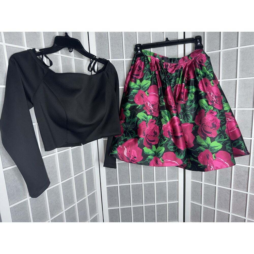 Sherri Hill Black Two Piece Dress Long Sleeve Floral Lace Crop Mini Skirt Sz 4